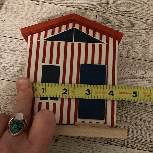 Target Dollar Spot Bullseye’s Playground 2-Piece Wooden Summer Beach Lake Houses - Picture 11 of 15